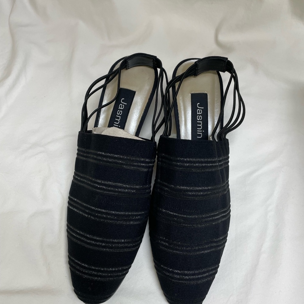 Jasmine Black Heels with Textured Sophistication